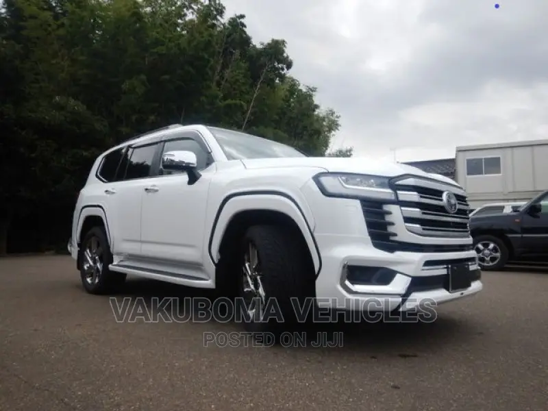 Toyota Land Cruiser Prado 2022 Pearl