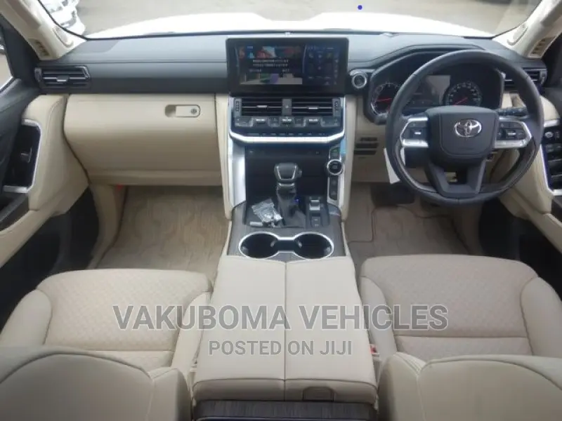 Toyota Land Cruiser Prado 2022 Pearl
