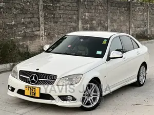 Mercedes-Benz C-Class 2008 White