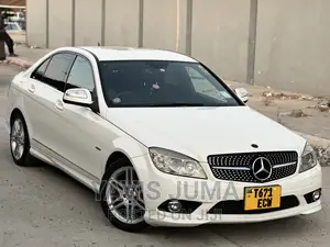 Photo - Mercedes-Benz C-Class 2008 White