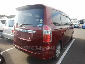 Toyota Noah 2007 Burgundy