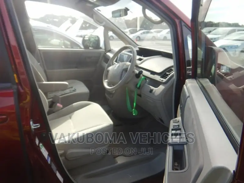 Toyota Noah 2007 Burgundy