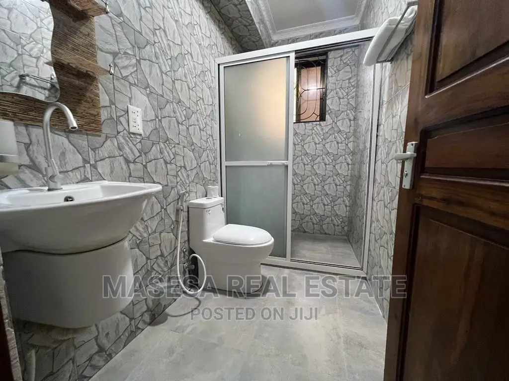 Furnished 2bdrm Apartment in Msasani for rent