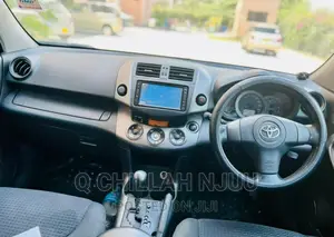 Toyota Vanguard 2010 Black