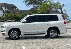 Toyota Land Cruiser 2008 White
