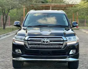 Toyota Land Cruiser 4.5 V8 VXR 2017 Black