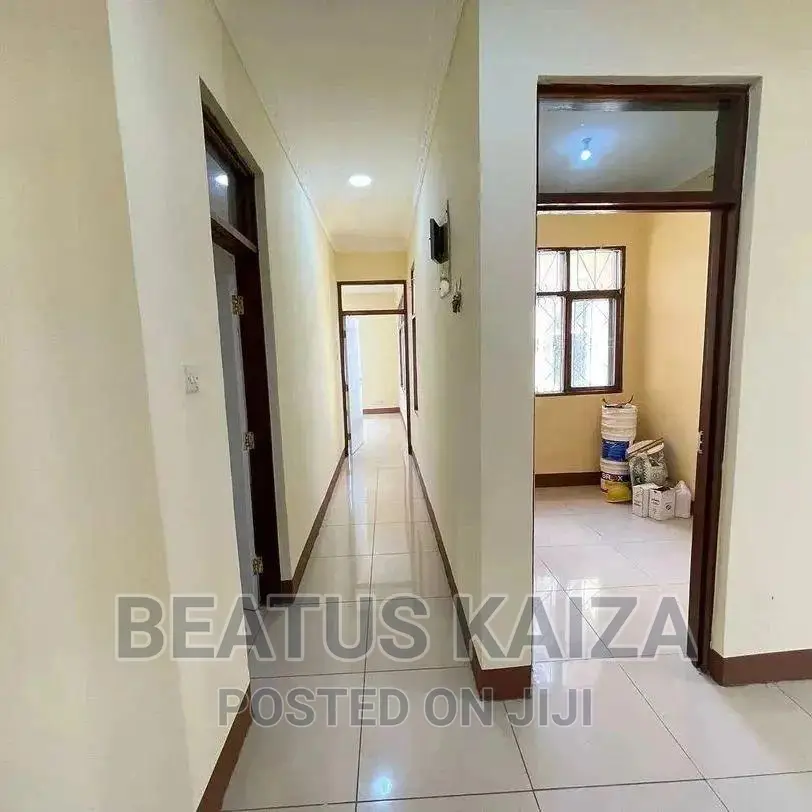 4bdrm Bungalow in Bahari Beach, Mbezi for sale
