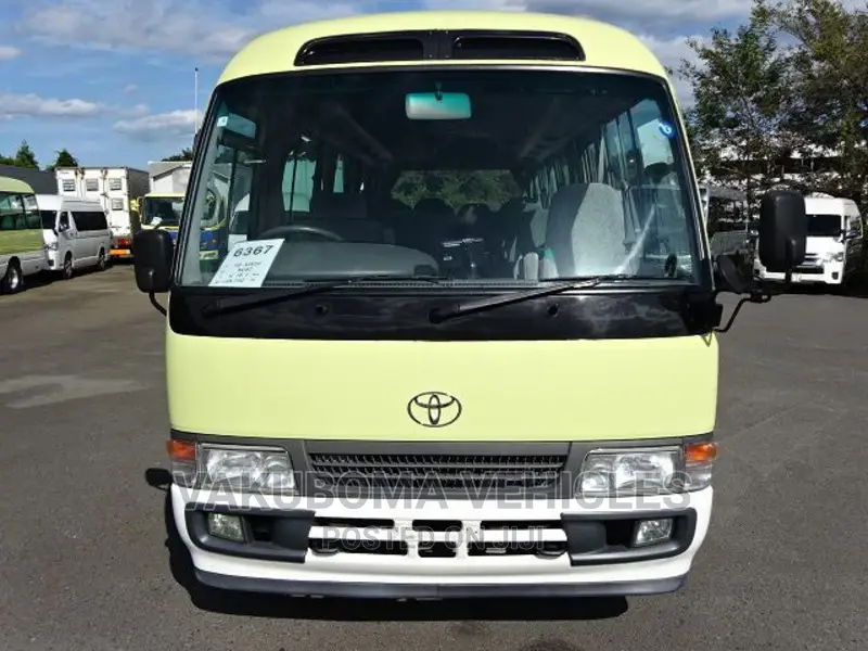 Toyota Coaster 2006 Yellow