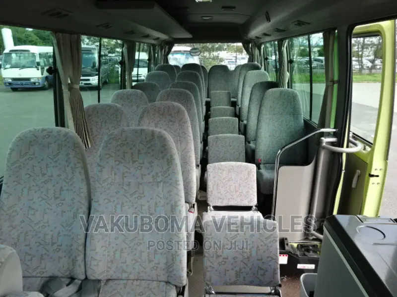 Toyota Coaster 2006 Yellow