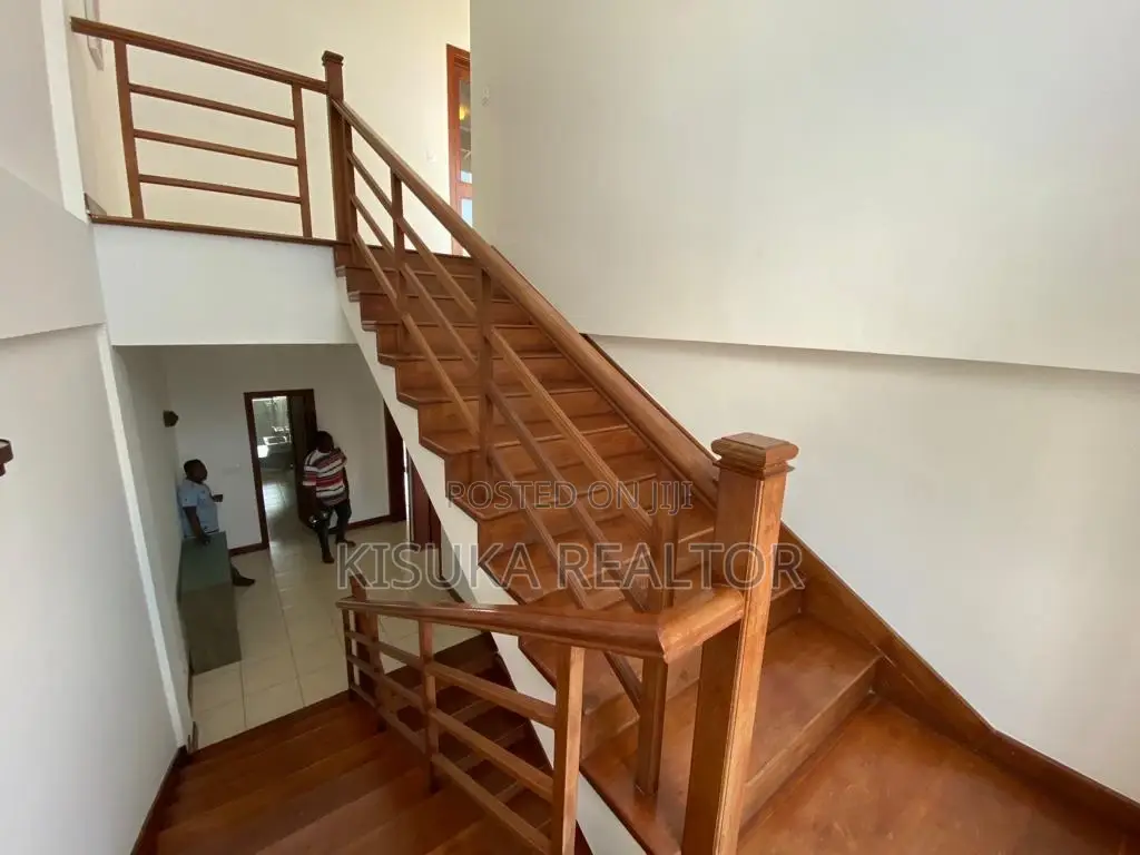 Furnished 4bdrm Villa in Msasani for rent
