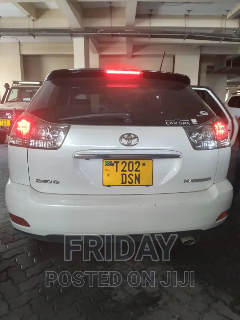 Toyota Harrier 2.4 2007 White