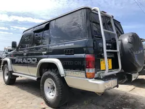 Toyota Land Cruiser Prado 1998 Green
