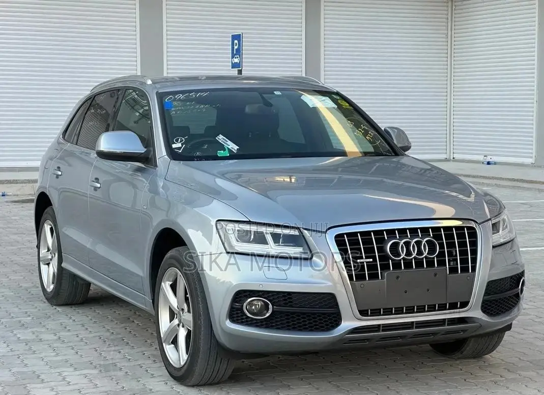 Audi Q5 2.0 TDI Automatic 2010 Silver