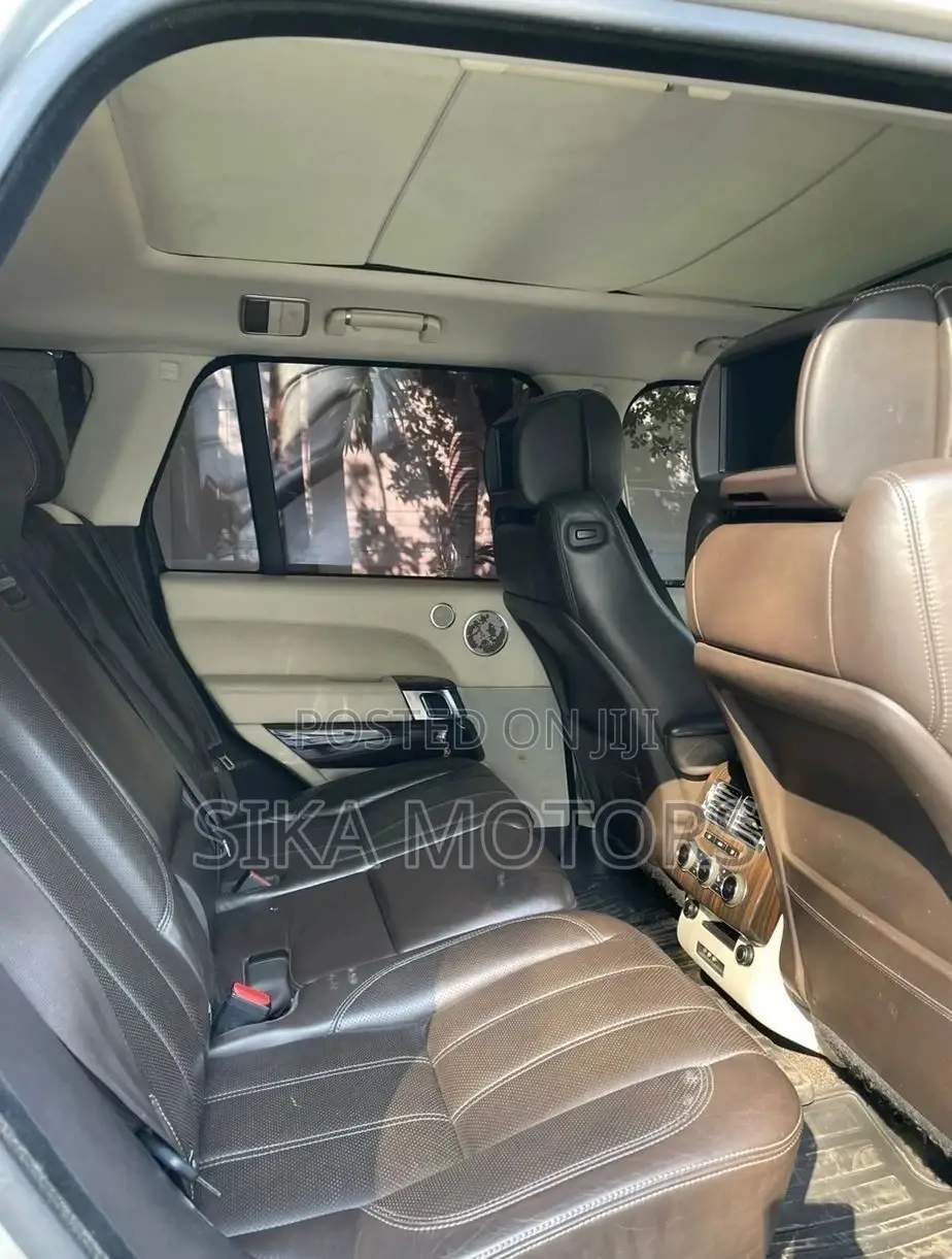 Land Rover Range Rover Vogue 2014 Silver