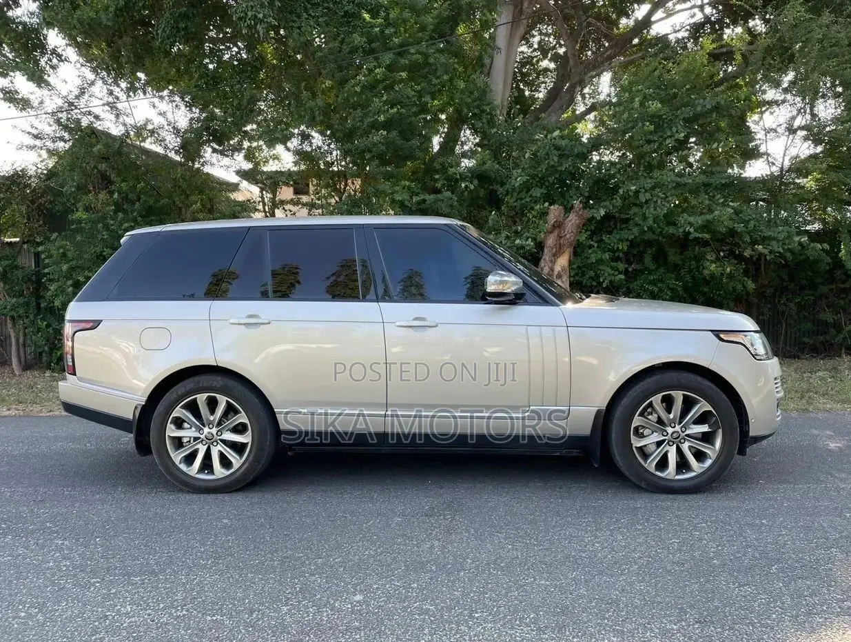 Land Rover Range Rover Vogue 2014 Silver