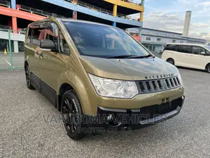 Mitsubishi Delica 2011 Brown