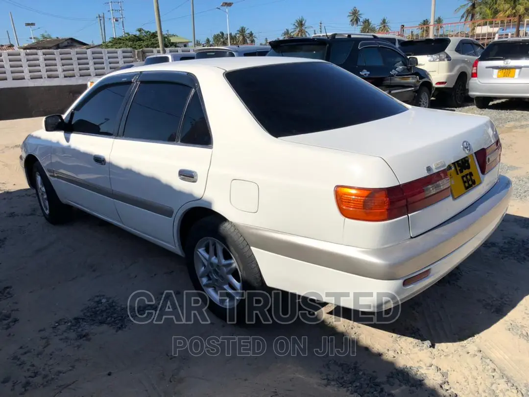 Toyota Corona Premio 1.8 FWD 2000 White