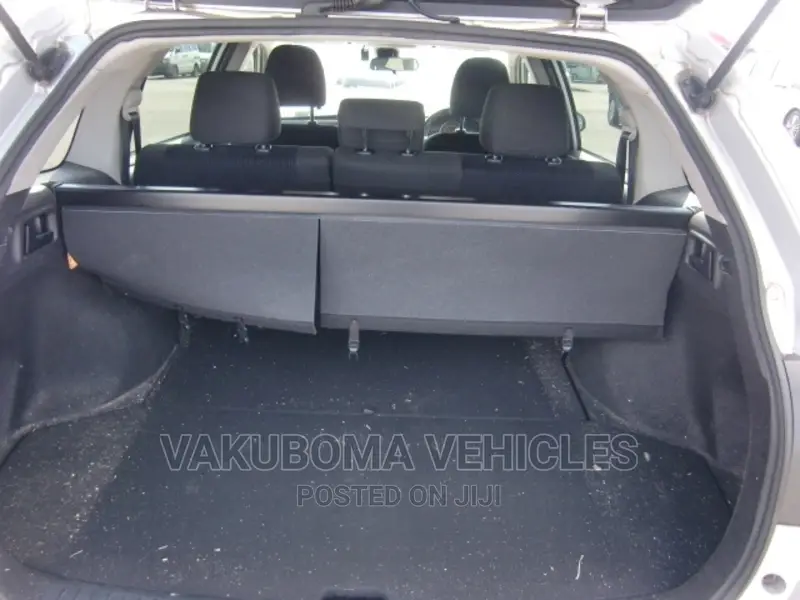 Toyota Corolla Fielder 2016 Silver