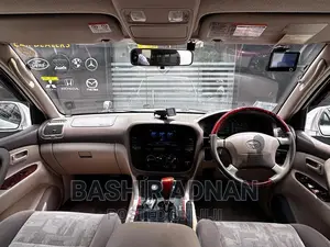 Toyota Land Cruiser 2000 Silver