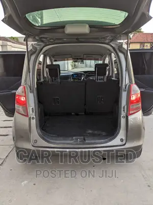 Toyota Ractis 1.5 AWD 2006 Gray