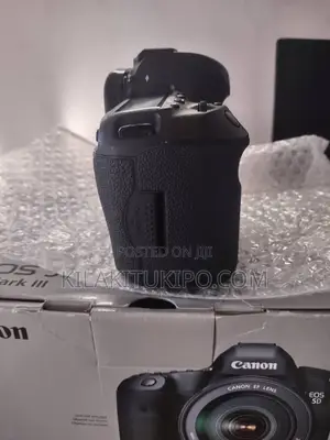 CANON Camera EOS 60D