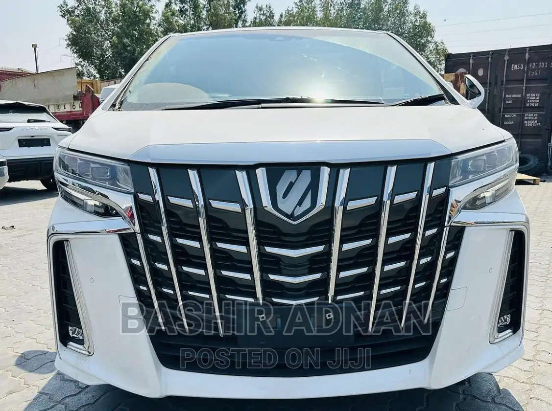 Toyota Alphard 2021 Pearl