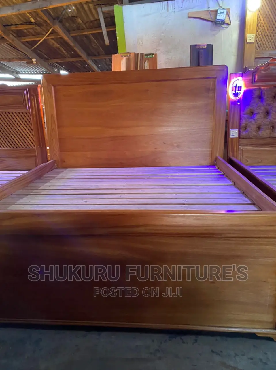 Simple Bed 
