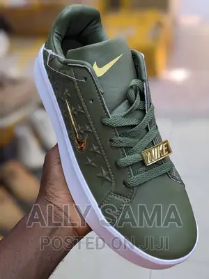 Mens Sneakers Nike Green