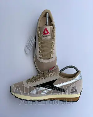 Mens Sneakers Reebok Brown