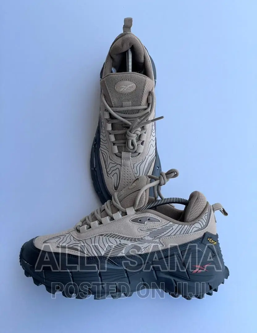 Mens Sneakers Reebok Brown Original