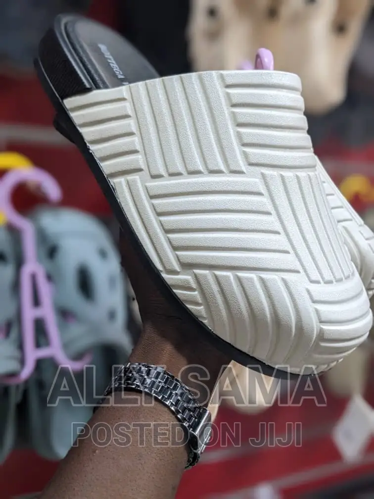 Unisex Botega Veneta 【Rubber】Original