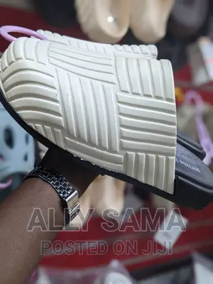 Unisex Botega Veneta 【Rubber】Original
