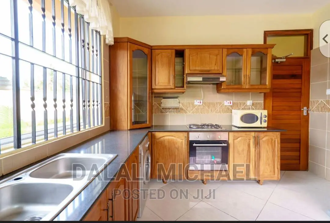 Furnished 3bdrm Apartment in Mikocheni for rent