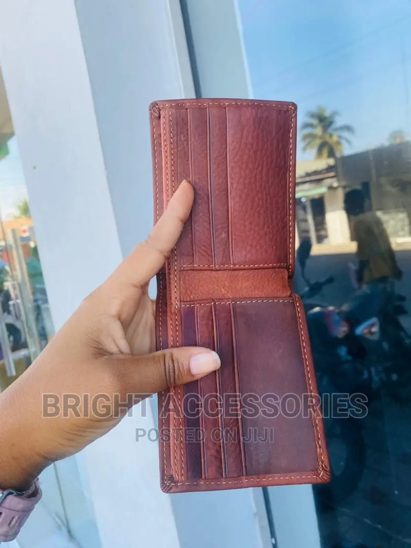 Wallets Za Ngozi