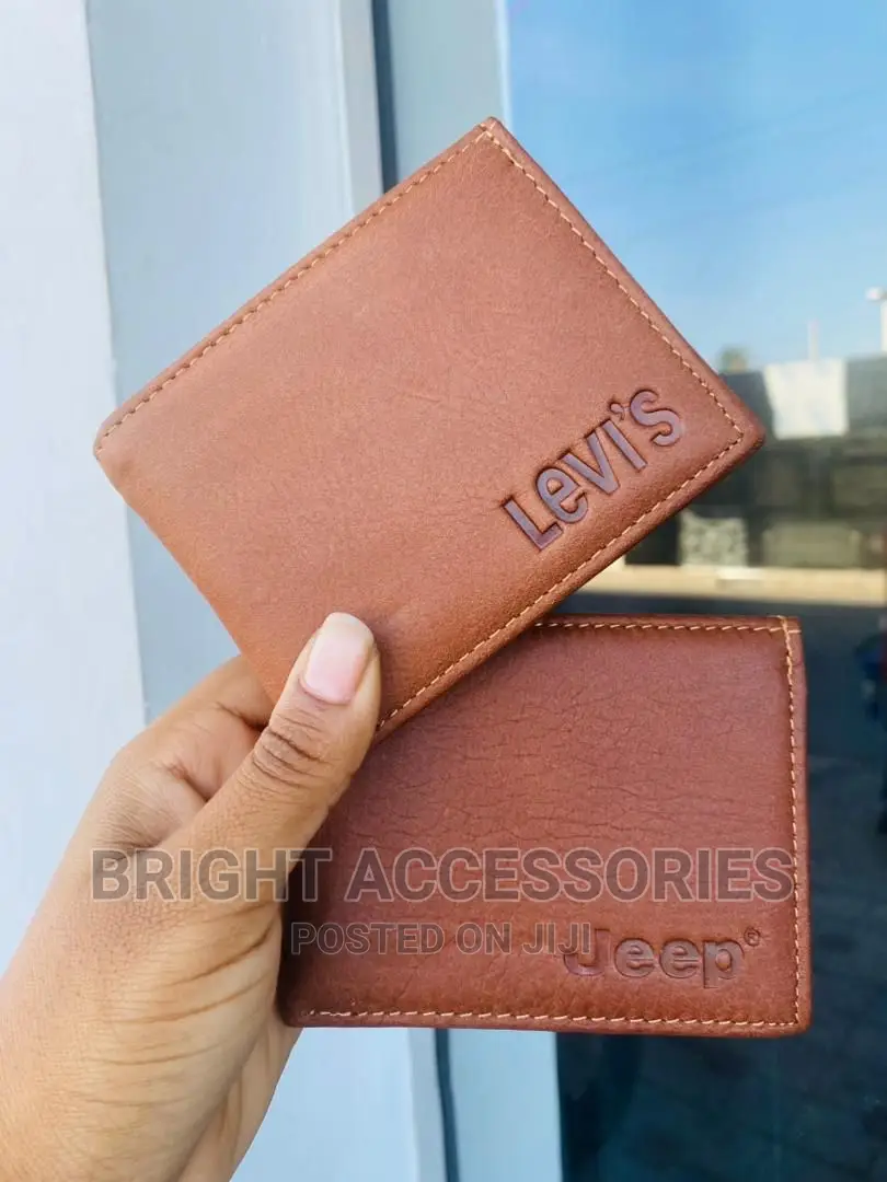 Wallets Za Ngozi