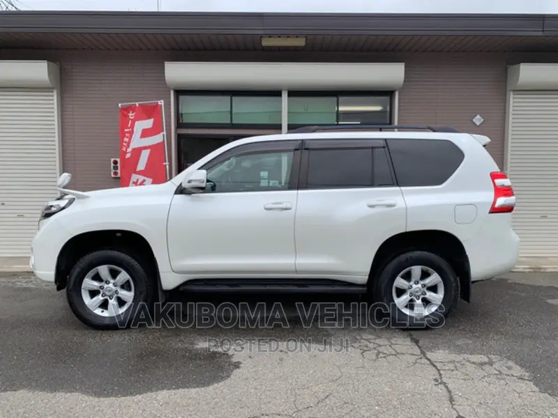 Toyota Land Cruiser Prado 2016 Pearl