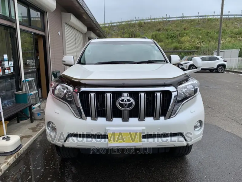 Toyota Land Cruiser Prado 2016 Pearl