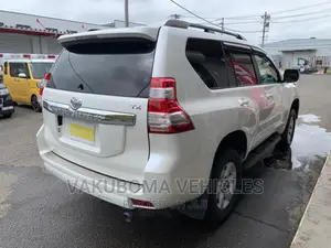 Toyota Land Cruiser Prado 2016 Pearl