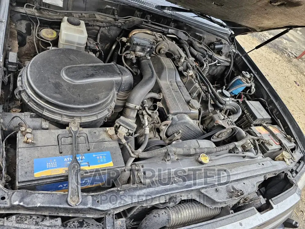 Toyota Land Cruiser HDJ 100 2001 Gray