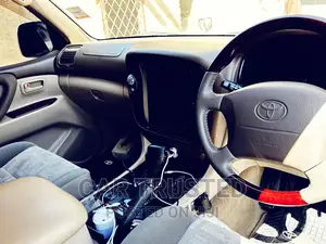 Toyota Land Cruiser HDJ 100 2003 Silver