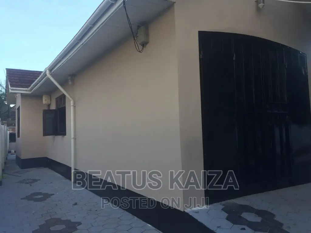 4bdrm Bungalow in Kigamboni Geza for sale