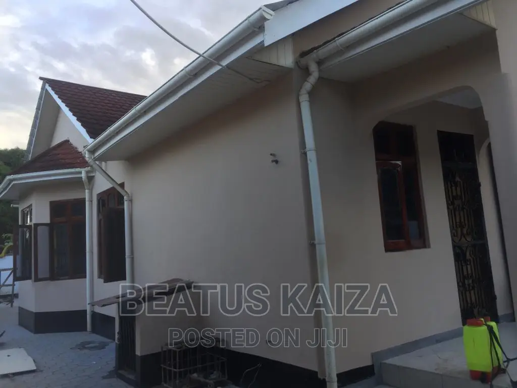 4bdrm Bungalow in Kigamboni Geza for sale