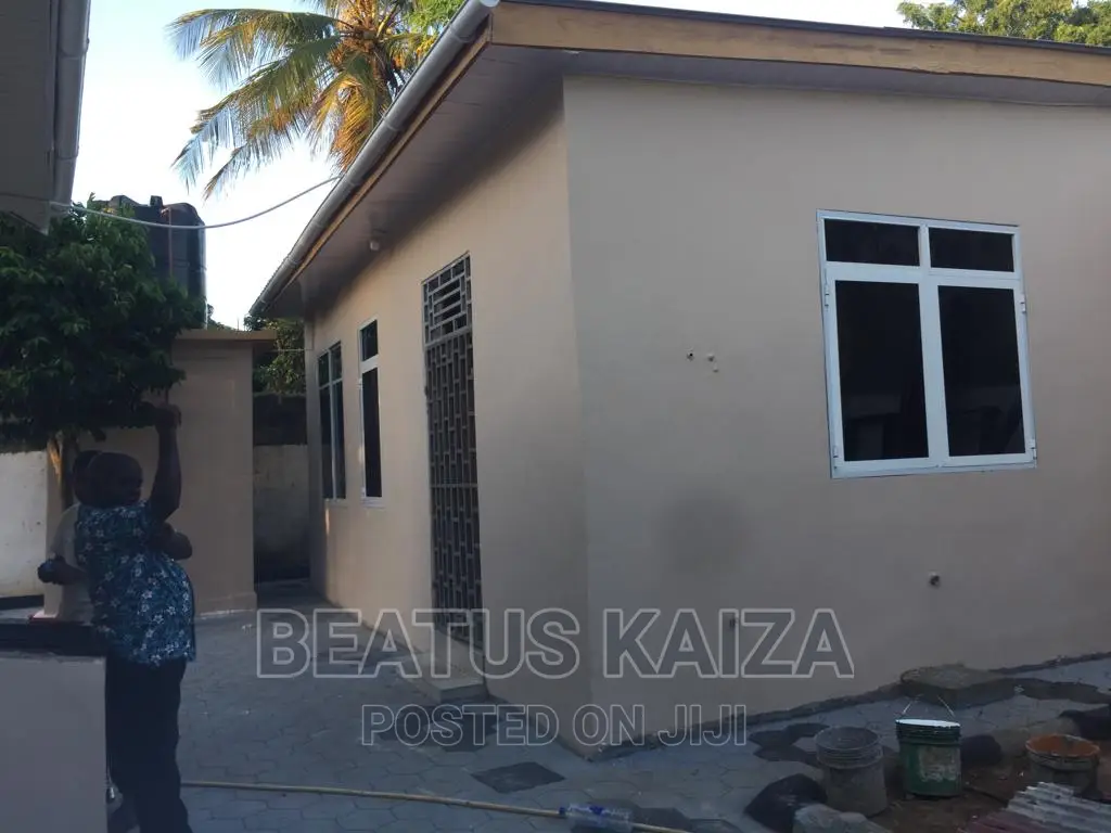 4bdrm Bungalow in Kigamboni Geza for sale