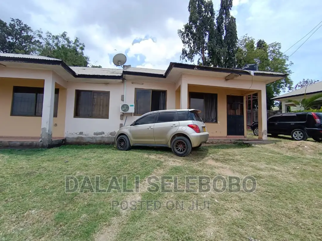 2bdrm Duplex in Kimara Bucha for rent
