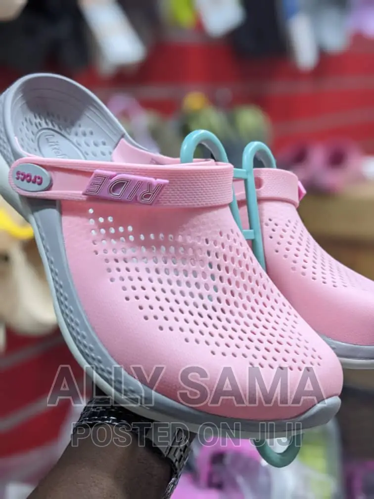 Crocs Pink Matrial Rubber Original