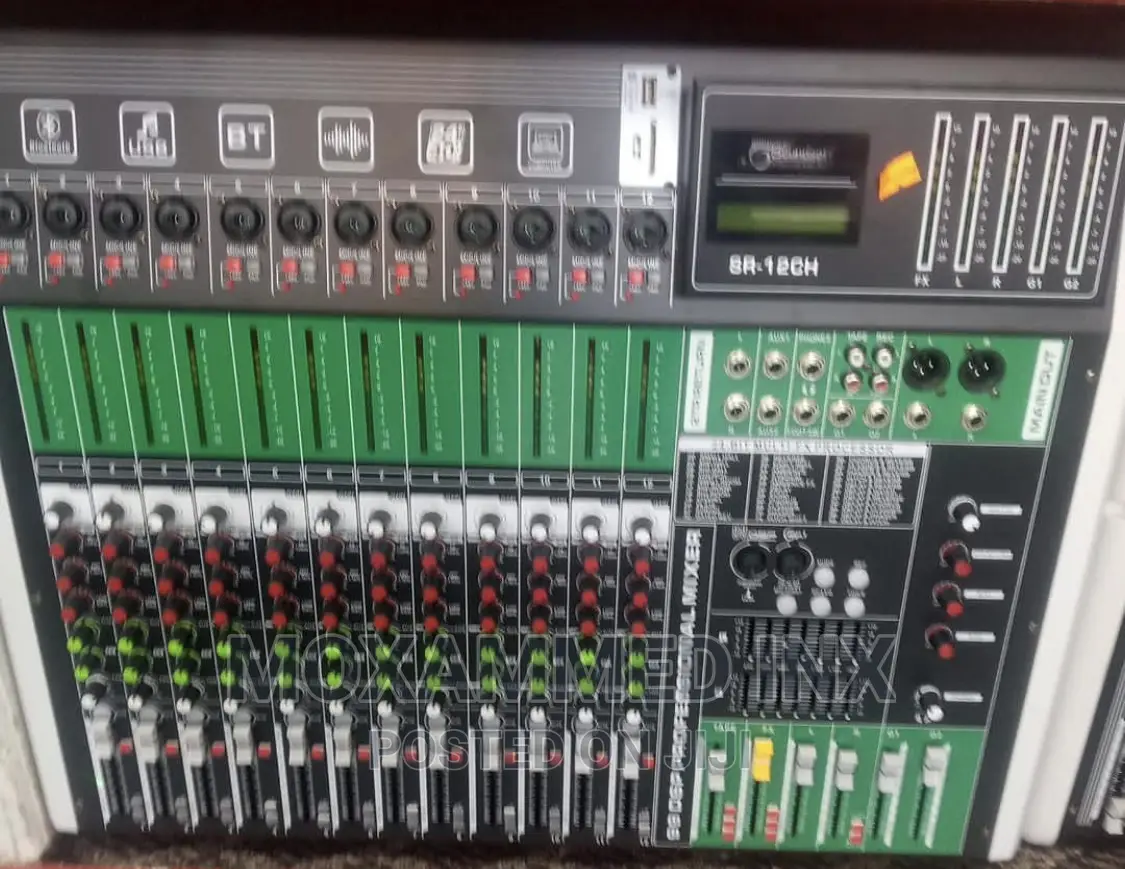 BR-12CH Powered Mixer 12 Channel