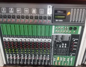 BR-12CH Powered Mixer 12 Channel