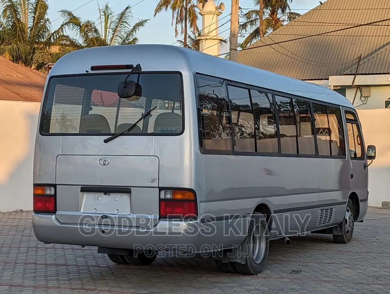 Toyota Coaster 2002 Grey