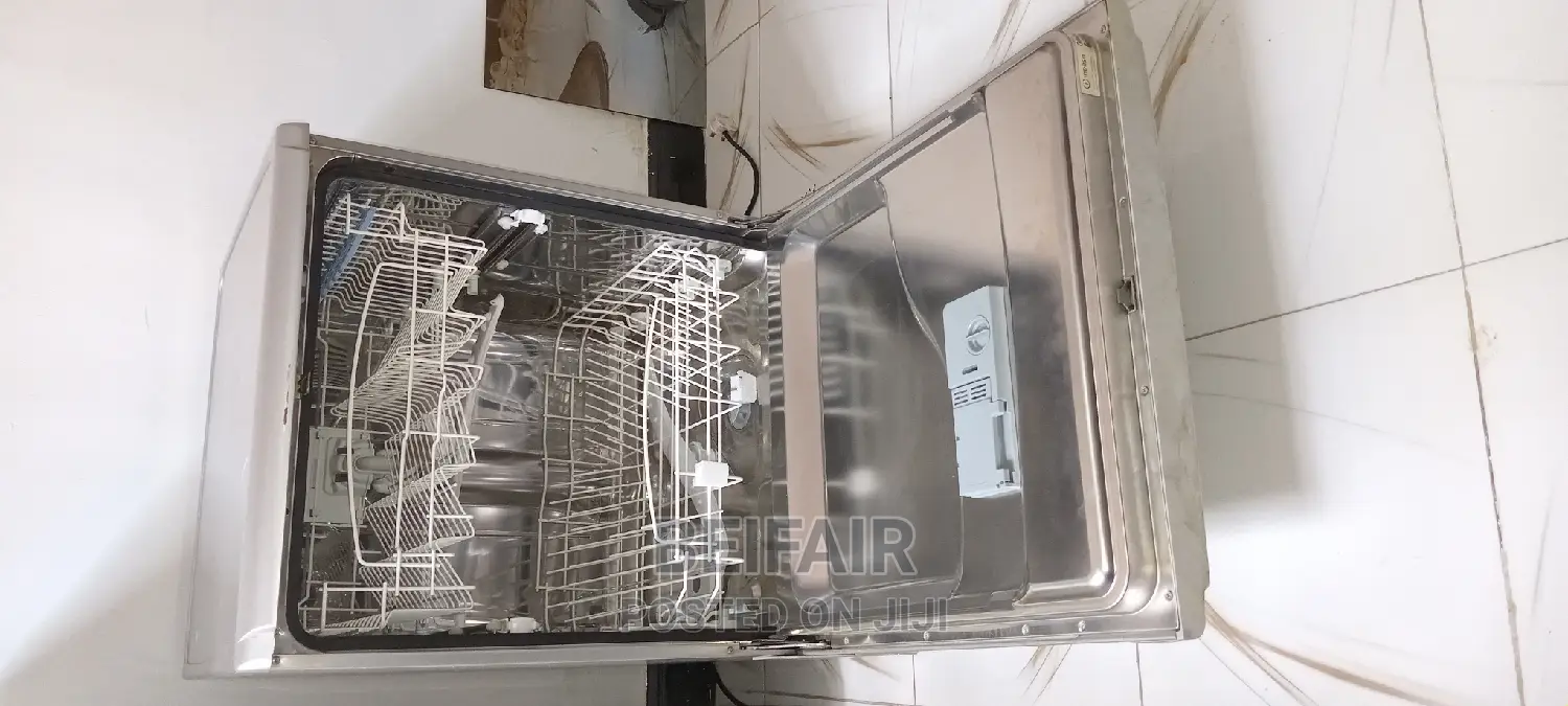Mashine Ya Kuoshea Vyombo | Indesit Brand Dishwasher