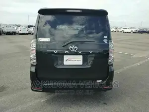 Toyota Voxy 2010 Black
